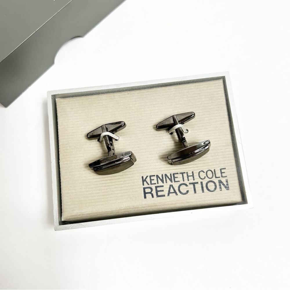 KENNETH COLE CUFFLINKS IN BOX BRAND NEW